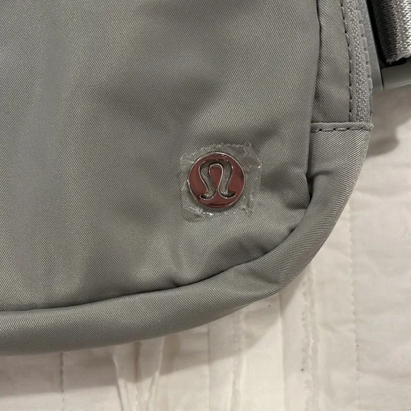 Silver Drop Everywhere Belt Bag - Picture 3 of 7